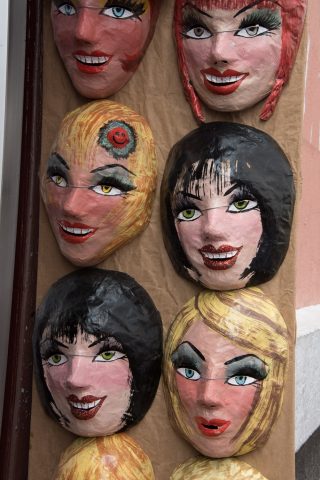 Satirical masks, Quito