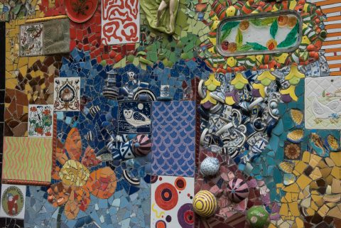 'Gaudi' like wall, garden in Puerto Ayora