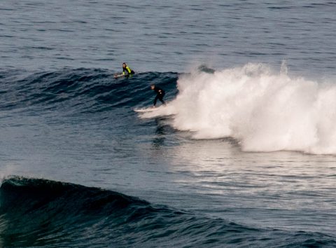 Castle Cove surfers, Great Ocean Road