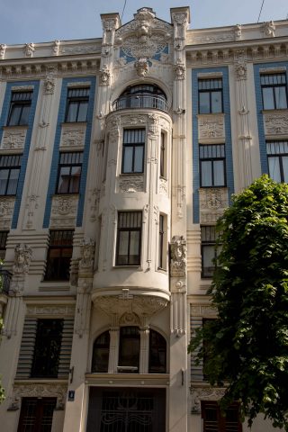 8 Alberta iela, Riga