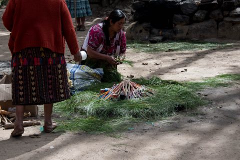 Modern Mayans, Iximche