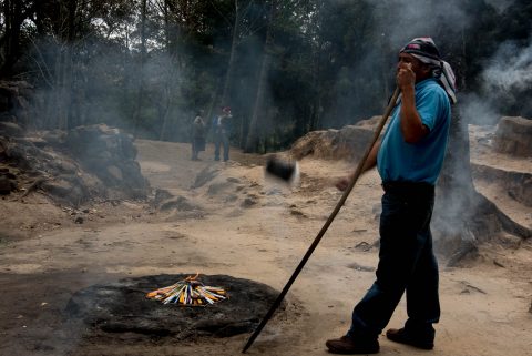 Modern Mayans, Iximche