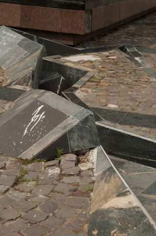 Earthquake memorial, Tashkent