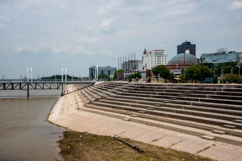 Mississipppi levee, Baton Rouge