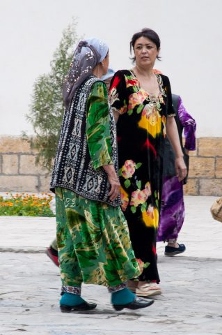 Local ladies, Bukhara