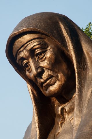Grieving mother statue, Tomb of Unknown soldier, Tashkent