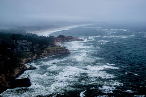 Devil's Punchbowl, Oregon