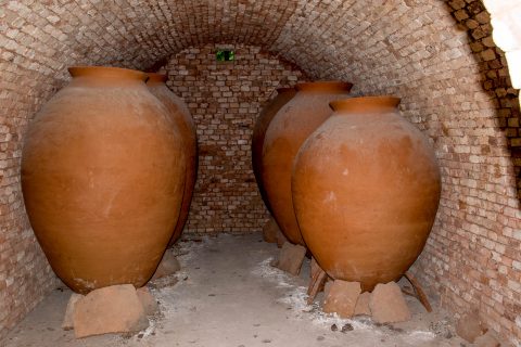 Kvevri pots, Telavi