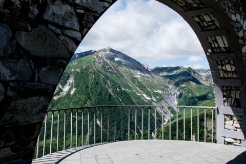 Russia-Georgia Friendship Monument, near Jvari Pass