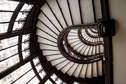 The Rookery Light Court by F L Wright (1905)