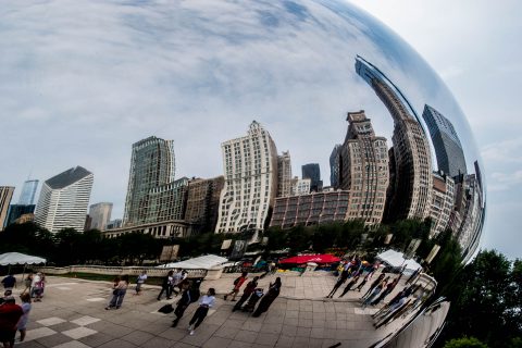 Cloud Gate sculture by Anish Kapoor, Millennium Park, Chicago