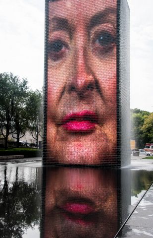 Crown Fountain by Jaume Plensa with faces of local residents, Mi