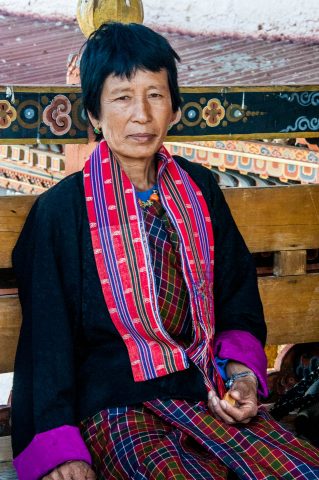 Local lady, Punakha dzong, Bhutan