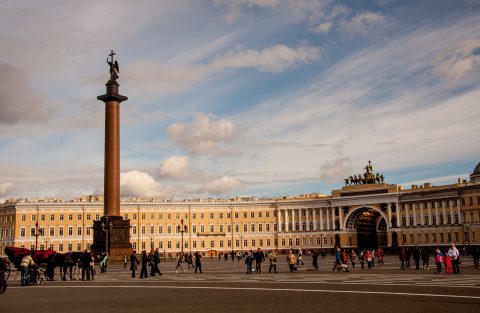 Alexander Column & Triumphal Arch,, St Petersburg