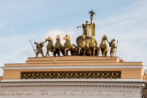 Chariot of Glory, Triumphal Arch, St Petersburg