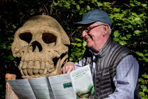 London Man & Tofino Man, Botanical Gardens