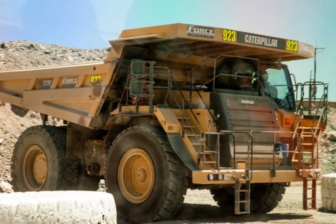 Earth moving lorry, Super Pit, Kalgoorlie-Boulder, WA