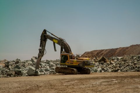 Sorting the spoil, Super Pit, Kalgoorlie-Boulder WA