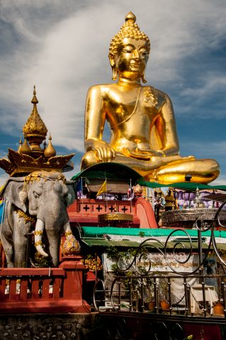 Phra Chiang Saen Si Phaendin,  Golden Triangle, Thailand