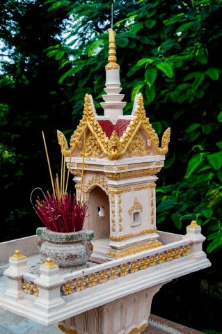 Incense sticks, Wat Phnom, Phnom Penh