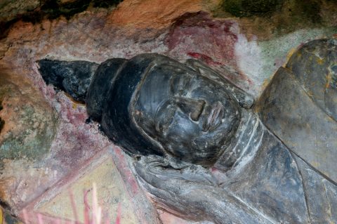 Reclining Buddha, Phnom Santuk