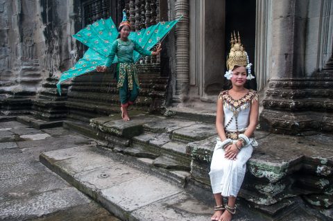 Dance troupe, Angkor Wat