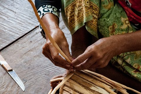 Water hyacinth weaving, Tonle Sap lake